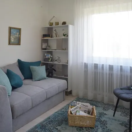 Arwilere Apartment *